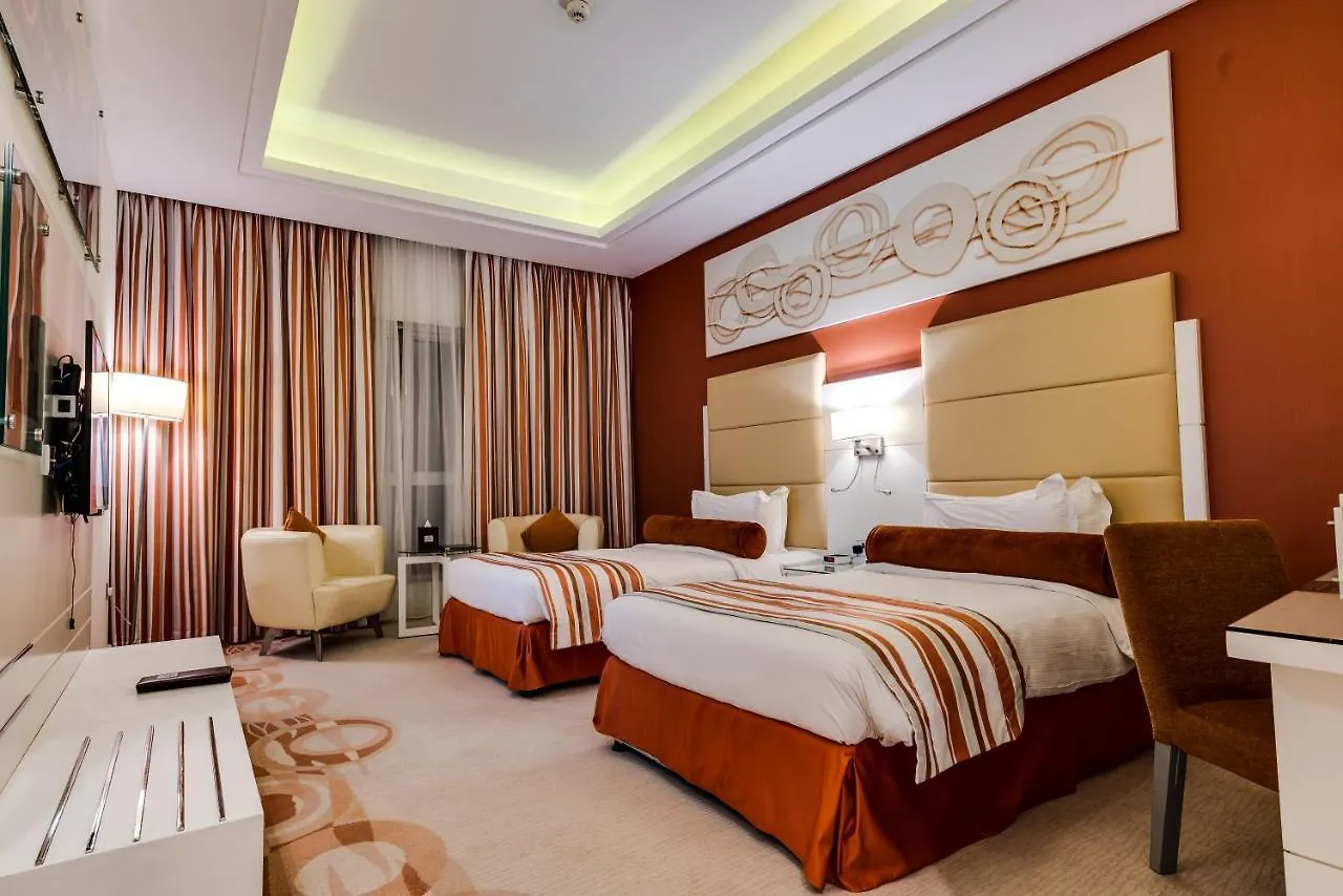 Golden Tulip Downtown Abu Dhabi Hotel 4*,