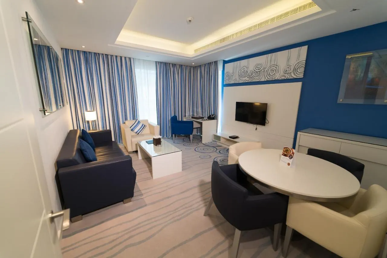 ****  מלון Golden Tulip Downtown אבו דאבי איחוד האמירויות הערביות